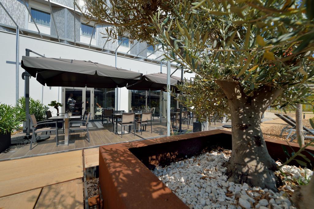 Ac Hotel By Marriott Marseille Prado Velodrome Екстер'єр фото
