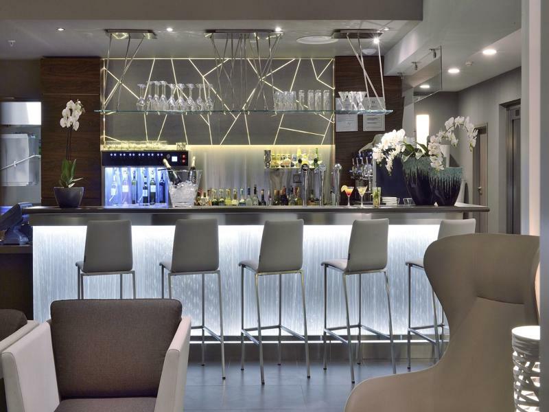 Ac Hotel By Marriott Marseille Prado Velodrome Екстер'єр фото